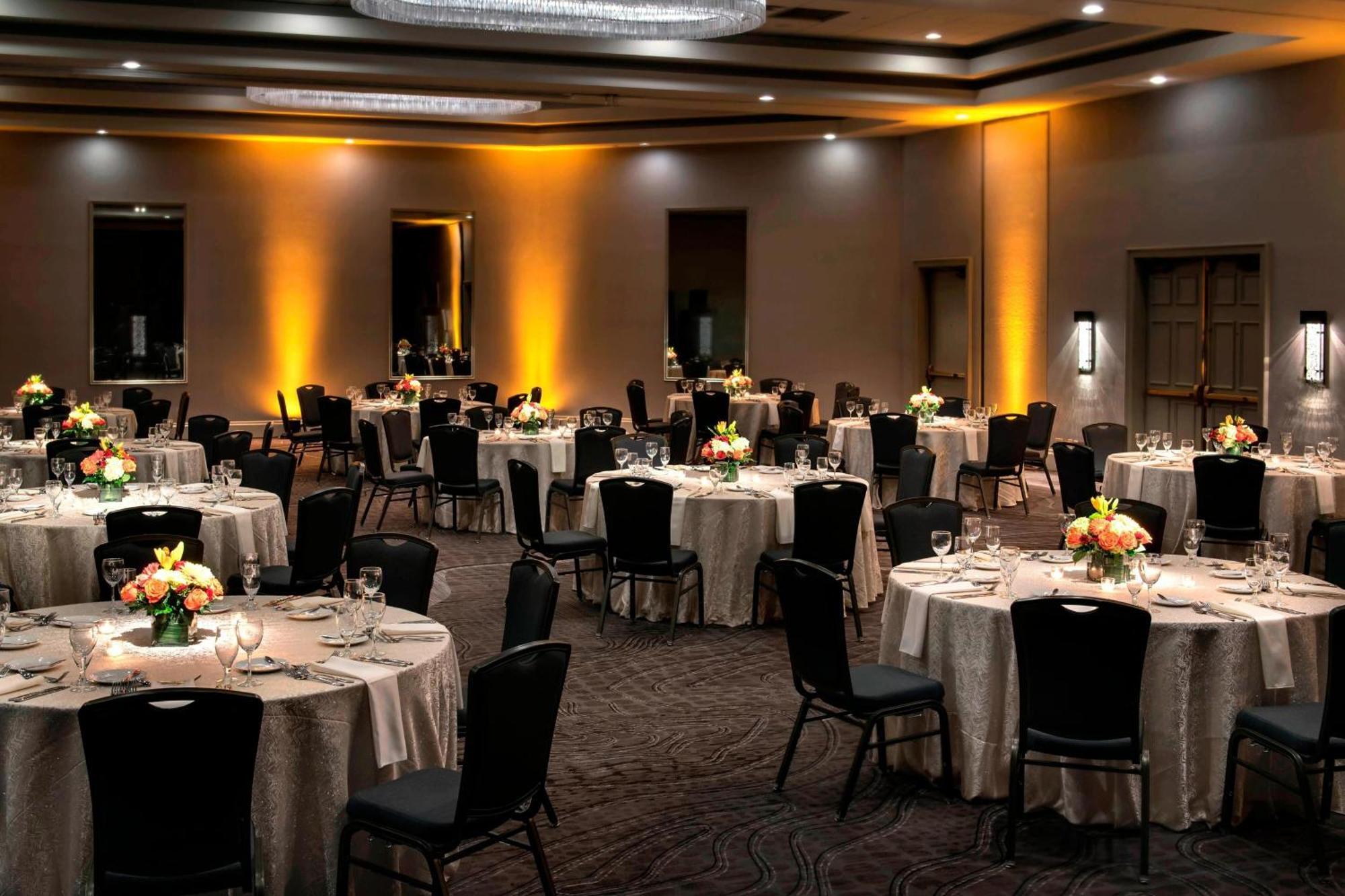 Marriott Melville Long Island Exterior photo