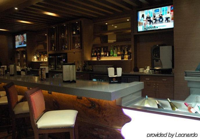 Marriott Melville Long Island Exterior photo