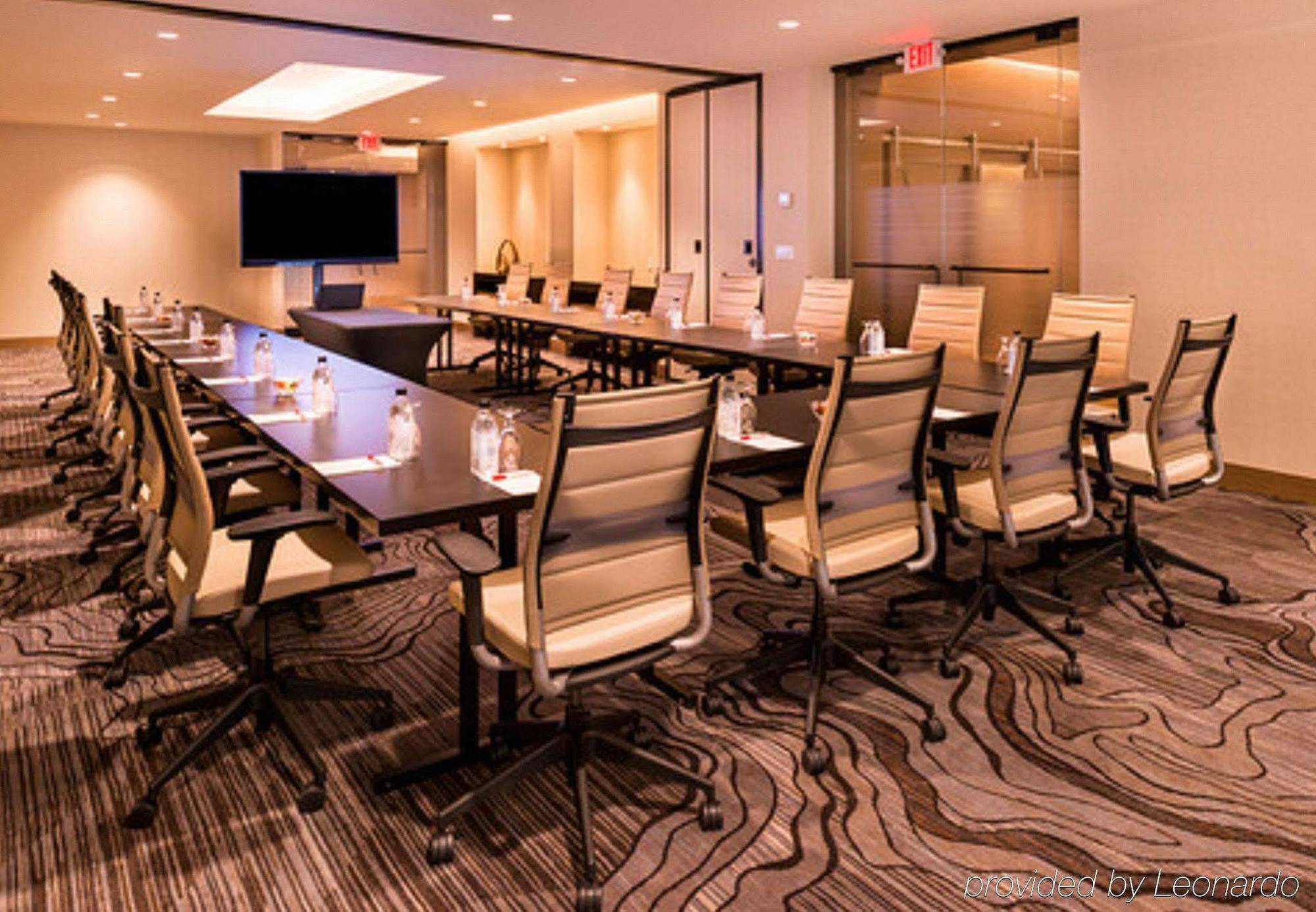 Marriott Melville Long Island Exterior photo